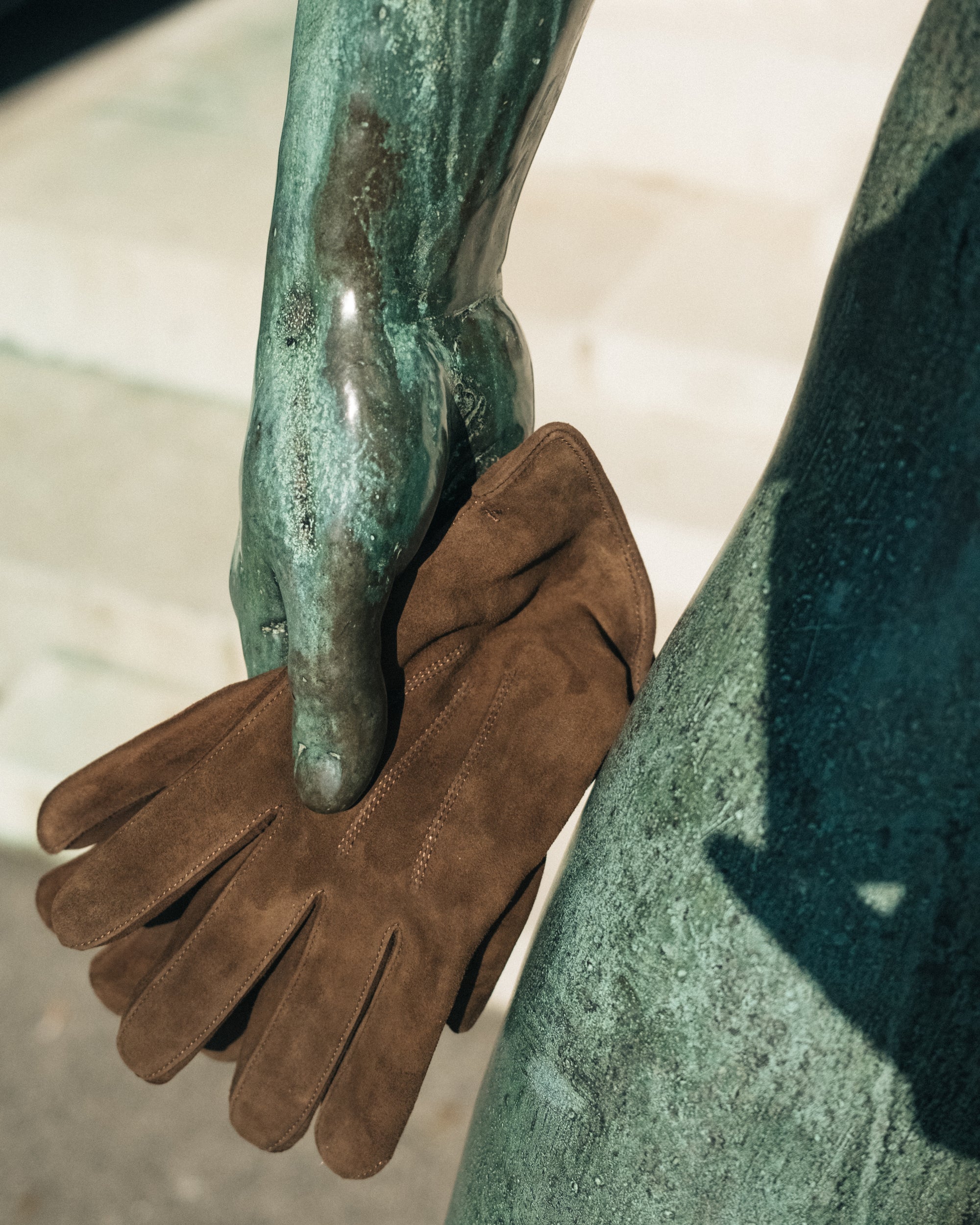 Handmade Gentlemen's Goatskin Gloves